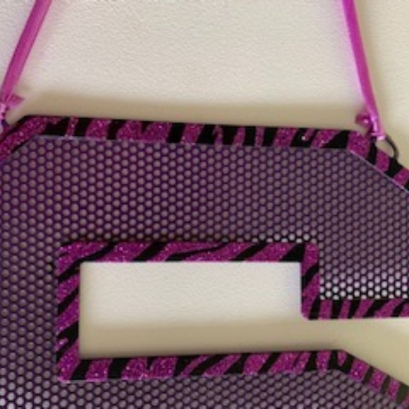 "S” Earring/Jewelry Holder - Picture 4 of 7